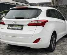 Zunanja slika - Hyundai i30 Wagon - 1.6 CRDI|GR.SED|2CON|TEMPOMAT - 6 - Predogledna slika