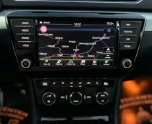 Notranja slika - Škoda Superb - 2.0 TDI-112.000km-1.LASTNIK-LIZING ZA TUJCE-ACC - 11 - Predogledna slika