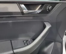 Zunanja slika - Škoda Rapid - 1.0 TSI slo-1last-ac-el.paket-vl.kljuka-Bluetooth - 13 - Predogledna slika
