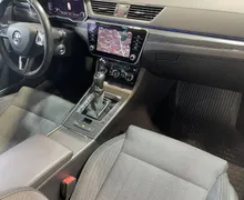 Zunanja slika - Škoda Superb - SLO-NAVIGACIJA-VIRTUAL-MEMORY-RADAR-ALU19-KAMERA - 11 - Predogledna slika