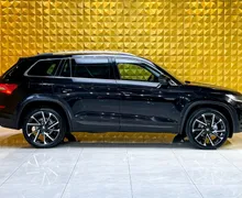 Notranja slika - Škoda Kodiaq - 2.0 TDI 4X4 AUT-1. LASTNIK-SLOVENSKI-KLJUKA - 12 - Predogledna slika