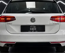 Notranja slika - Volkswagen Passat Variant - 4motion 2.0 TDI DSG 140kW-WEBASTO-KAMERA-ACC-KLJUK - 7 - Predogledna slika