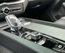 Notranja slika - Volvo XC60 - T8 TwE Ultim.Dark Recharge AT AWD ZRAČNO BW PANO - 19 - Predogledna slika
