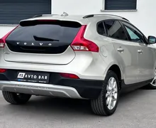 Notranja slika - Volvo V40 Cross Country - 2.0TD+NAV+VIRTUAL+PDC+ALU... - 8 - Predogledna slika