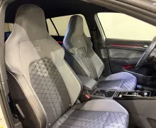Notranja slika - VW Golf Variant - 2.0 TDI-R-LINE-DSG-VIRTUAL-ACC-LED-PDC-F1... - 12 - Predogledna slika