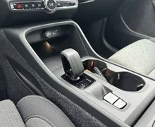 Notranja slika - Volvo XC40 - B3 P Core AT DCT 3 leta garancije + 3 servisi... - 25 - Predogledna slika
