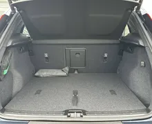 Notranja slika - Volvo XC40 - B3 P Plus Dark Avt. - 12 - Predogledna slika