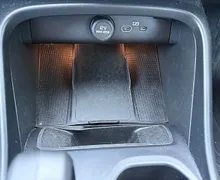 Zunanja slika - Volvo XC40 - B3 bencin 163hp AUT FWD DCT  SLO vozilo 1.lastnik - 2 - Predogledna slika