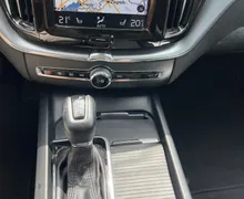 Zunanja slika - Volvo XC60 - D4 AWD Momentum Avt. LED.NAVI.ACC.2XPDC.VZR KAM - 19 - Predogledna slika