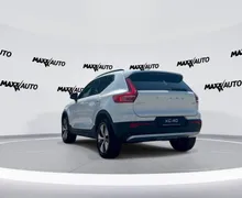 Notranja slika - Volvo XC40 - B3P Core Avt. - 7 - Predogledna slika