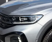 Zunanja slika - Volkswagen T-Roc - 1.5 TSI BMT R-Line-SLO-IQ Light-Mrtvi kot-Vzv.kam - 5 - Predogledna slika