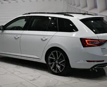 Zunanja slika - Škoda Superb - Combi 4x4 2.0 TDI SportLine DSG-RADAR-DCC-KLJUKA - 8 - Predogledna slika