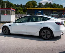Zunanja slika - Tesla Model 3 - Standard Range Plus - 5 - Predogledna slika