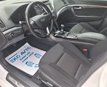 Notranja slika - Hyundai i40 - 1.7 CRDI 85KW PREMIUM FUL LED-NAVI-KAMERA-PDC- - 10 - Predogledna slika