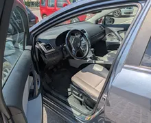 Notranja slika - Toyota Avensis - Wagon 2,2 D-4D Executive - 4 - Predogledna slika