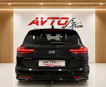Notranja slika - KIA Proceed - 1.6 CRDi-GT-LINE-ACC-AUT-KAMERA-NAVI-GRETJE SED - 8 - Predogledna slika