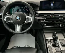 Notranja slika - BMW serija 5: - 520XD•AUT•M PAKET•ŠIBEDAH•XENON+LED•VIRTUAL•NAVI• - 9 - Predogledna slika