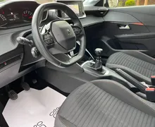 Notranja slika - Peugeot 208 - 1.2 PureTech -1 LASTNIK-49500 km-NAVI-LED-ODLIČEN - 11 - Predogledna slika
