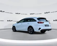 Notranja slika - KIA Ceed SW - 1.5 T-GDI LX Champion+ ISG DCT - 7 - Predogledna slika