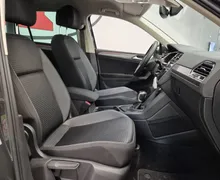 Notranja slika - Volkswagen Tiguan - 2.0 TDI DSG 110kW ODLIČEN - 9 - Predogledna slika