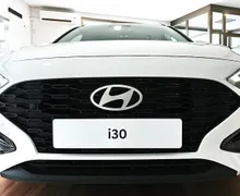 Zunanja slika - Hyundai i30 Wagon - 1.5 MPI STYLE-KAMERA-WINTER-REZ.KOLO-ALU-LED-VIDEO - 2 - Predogledna slika