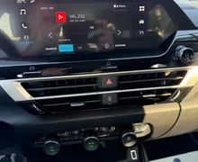 Zunanja slika - Citroën C4 X - Feel 1.2 Puretech 100 1.LASTNIK SLO - 8 - Predogledna slika