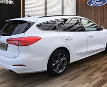 Zunanja slika - Ford Focus - Karavan 1.0 EcoBoost ST-Line Avt.-SLO- samo 79TKM - 4 - Predogledna slika