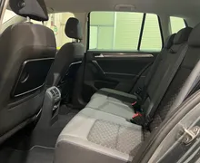 Notranja slika - Volkswagen Golf Sportsvan - 1.5 TSI-ACC-LED-KAMERA-NAVIGACIJA-VLEČNA KLJUKA - 12 - Predogledna slika