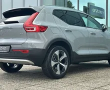 Zunanja slika - Volvo XC40 - B3 P Core AT DCT 3 leta garancije + 3 servisi - 5 - Predogledna slika