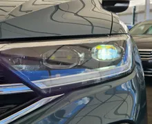 Zunanja slika - Volkswagen T-Roc - R-Line 2.0 TDI DSG LED PLUS-KAMERA-KEYLESS - 2 - Predogledna slika