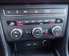 Zunanja slika - Seat Ateca - 1.5 TSI 150KM STYLE EDITION -VLEČNA KLJUKA -KAMERA - 13 - Predogledna slika