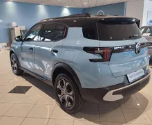Zunanja slika - Citroën C3 Aircross - PLUS Hybrid145 ëDCS6 + paket zima - 4 - Predogledna slika