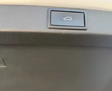 Notranja slika - Škoda Octavia - Combi 2.0 TDI Sportline DSG-Panorama-Vlečna klju.. - 12 - Predogledna slika
