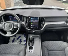 Notranja slika - Volvo XC60 - VOLVO  B5P AWD Core KAMERA-ACC-KEYLESS - 10 - Predogledna slika