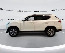 Notranja slika - SsangYong Rexton - 2.2 XDi Limited+ 4WD AT... - 8 - Predogledna slika