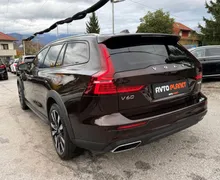 Zunanja slika - Volvo V60 Cross Country - D4 AWD AUT Momentum - 4 - Predogledna slika