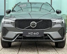 Zunanja slika - Volvo XC60 - B5  P  AWD Plus Dark 3 leta garancije + 3 servisi - 2 - Predogledna slika