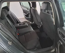 Notranja slika - Volkswagen Passat Variant - 2.0 TDI-MODEL 2016-ODLIČEN-PDC-NAVI-ALU-KOT NOV... - 10 - Predogledna slika