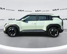 Notranja slika - KIA EV3 - STAR 58.3 kWh baterija - 8 - Predogledna slika
