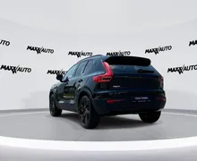 Notranja slika - Volvo XC40 - B4P Ultra Black Edition Avt. - 7 - Predogledna slika