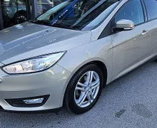 Zunanja slika - Ford Focus - Ambiente 1.0 EcoBoost 100 KM 1.lastnik - 2 - Predogledna slika