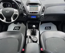Notranja slika - Hyundai ix35 - 4WD 2.0 CRDi+1.LAST+SLO+NAVI+R.KAMERA - 12 - Predogledna slika