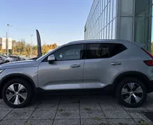Notranja slika - Volvo XC40 - B3 P Core AT DCT 3 leta garancije + 3 servisi... - 8 - Predogledna slika
