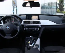 Zunanja slika - BMW Serija 3 - Touring: 320d xDrive Advantage  AT  PANO KAMERA TEMPO NA - 8 - Predogledna slika