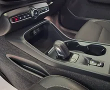 Notranja slika - Volvo XC40 - D3 Momentum Pro Avt. - LED.kamera.asistence.navi - 15 - Predogledna slika