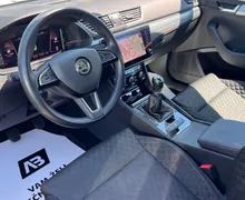 Notranja slika - Škoda Superb - 1.5 TSI+1.LAST+SLO+R.KAMERA+NAVI+RADAR+MRTVI KOT - 10 - Predogledna slika