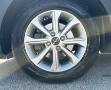 Notranja slika - KIA Stonic - 1.2 DPI LX Urban ISG - 9 - Predogledna slika