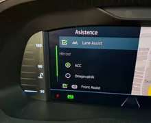 Notranja slika - Škoda Octavia - Combi 2.0 TDI DSG-VIRTUAL-FULL LED-VELIKA NAVI-A - 11 - Predogledna slika