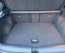 Notranja slika - Volkswagen T-Roc - 1.0 TSI BMT R-Line-LED-ACC-PDC-Vzvratna kamera.... - 7 - Predogledna slika
