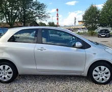 Zunanja slika - Toyota Yaris - 1.3 VVT-i SLOVENSKO POREKLO - BREZ POLOGA - 5 - Predogledna slika
